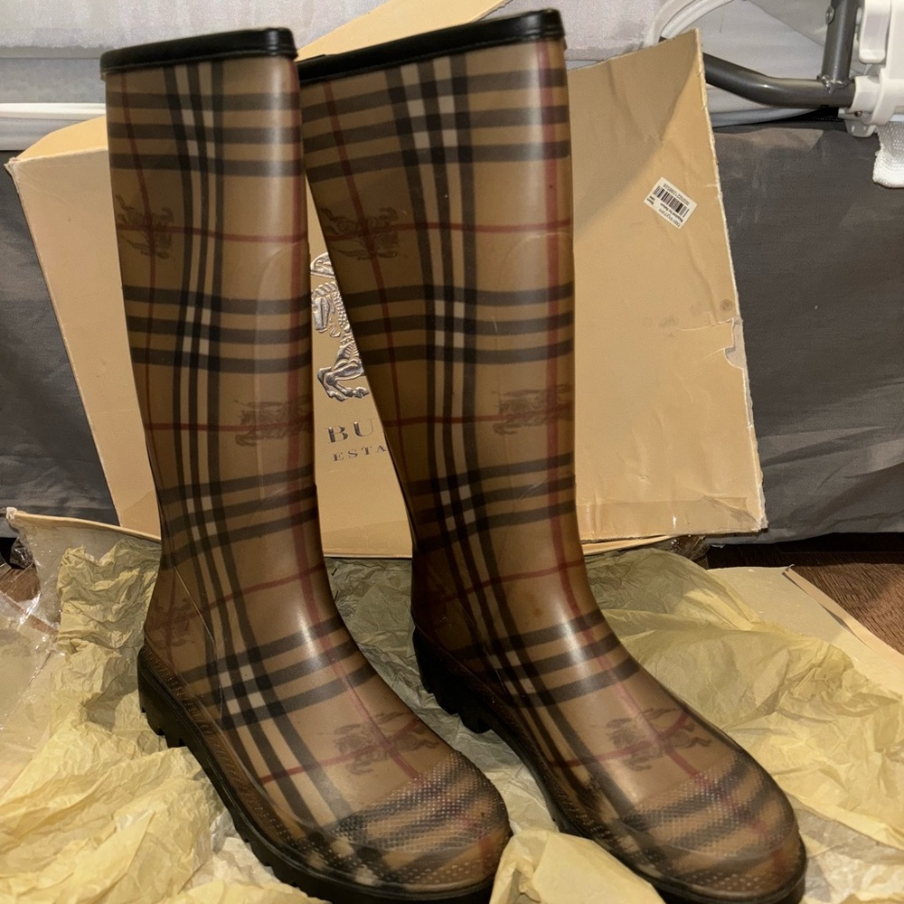 Burberry Rainboots